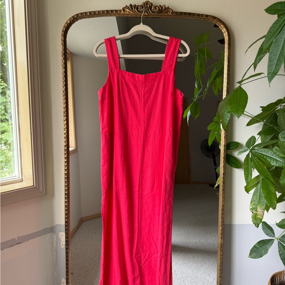 Elegant Red Sleeveless Dress